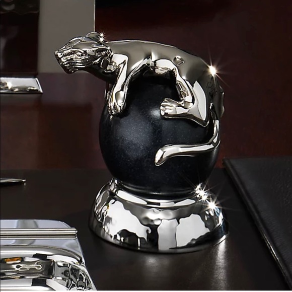 Mary Jurek Panther Paperweight with  Marble Ball Design - Picture 2 of 7